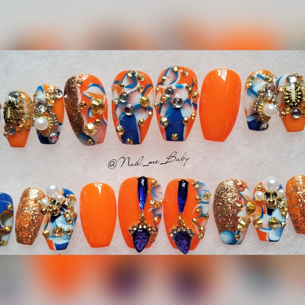 Luxurious Gel press-on Nails